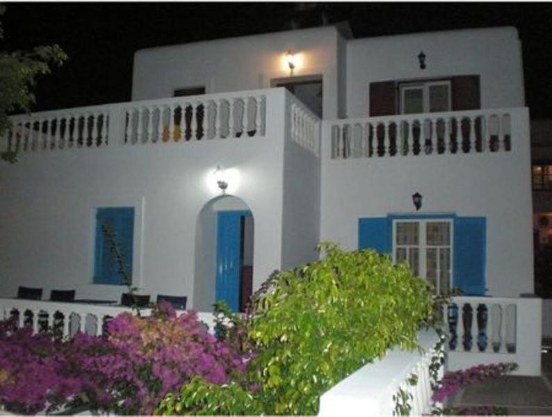Artemis Pension Chora  Esterno foto