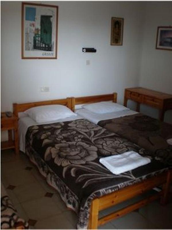 Artemis Pension Chora  Esterno foto