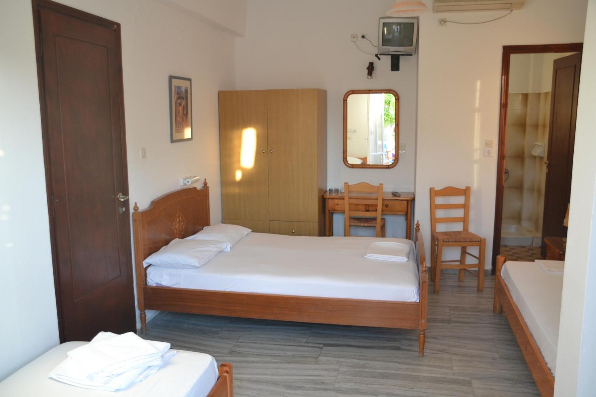 Artemis Pension Chora  Esterno foto
